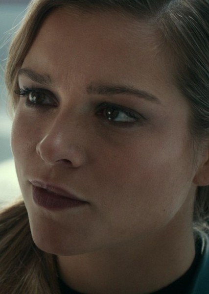 Sophie Cookson photo