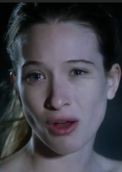 Sophie Lowe photo