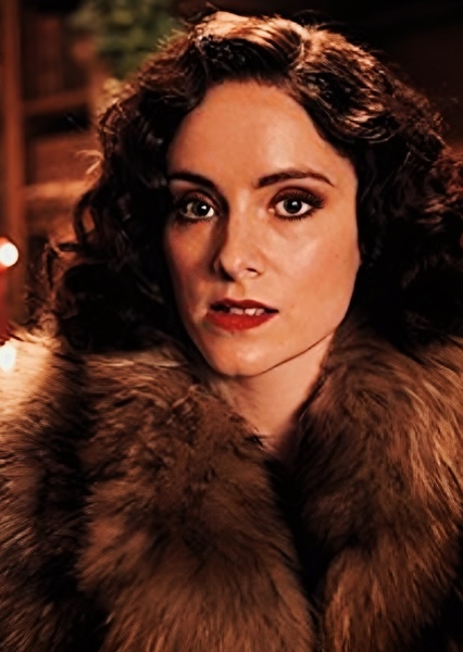 Sophie Rundle photo