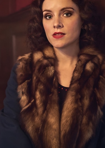 Sophie Rundle photo