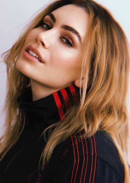 Sophie Simmons photo