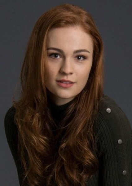 Sophie Skelton photo