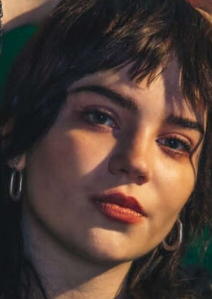 Sophie Thatcher photo