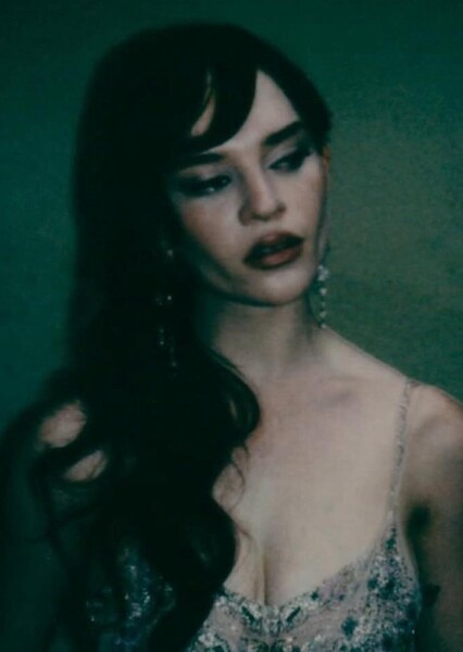 Sophie Thatcher photo