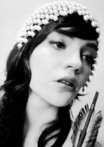 Sophie Thatcher photo