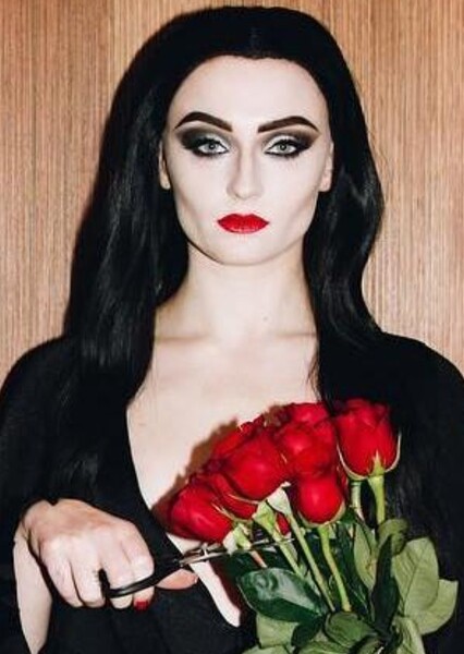 Sophie Turner photo