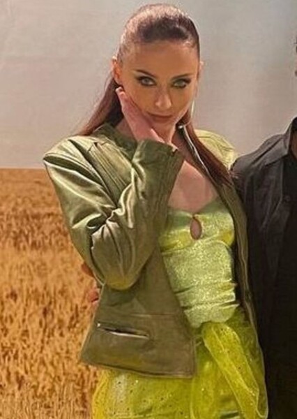 Sophie Turner photo