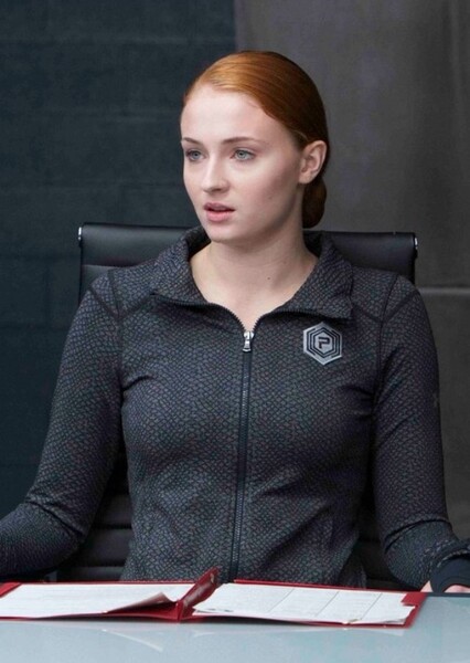 Sophie Turner photo
