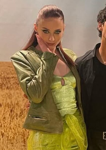 Sophie Turner photo