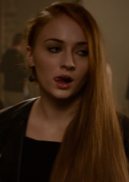 Sophie Turner photo