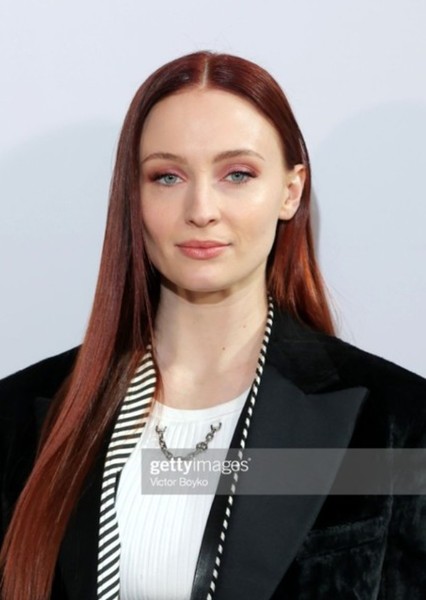 Sophie Turner photo