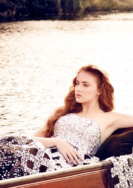 Sophie Turner photo