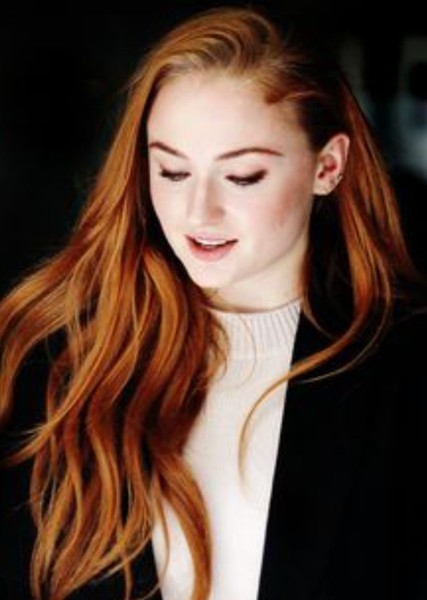 Sophie Turner photo