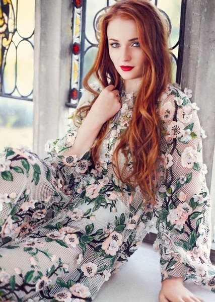 Sophie Turner photo