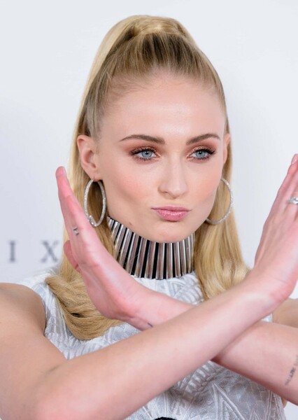 Sophie Turner photo