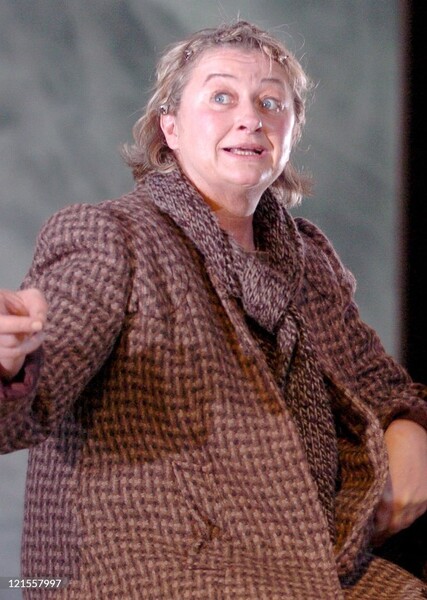 Sorcha Cusack photo