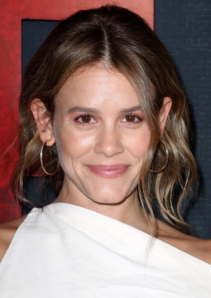 Sosie Bacon