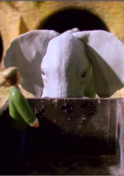 Sound Ideas, ELEPHANT - VARIOUS SNORTS, GROWLS, TRUMPETS, ANIMAL photo