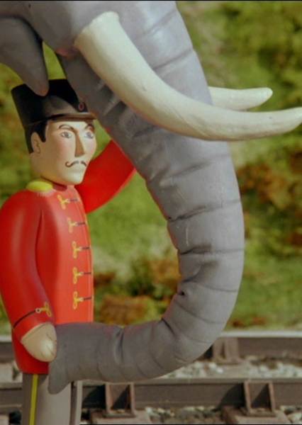 Sound Ideas, ELEPHANT - VARIOUS SNORTS, GROWLS, TRUMPETS, ANIMAL photo