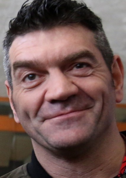 Spencer Wilding photo