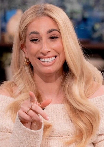 Stacey Solomon photo