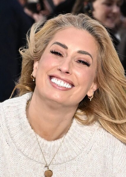 Stacey Solomon photo