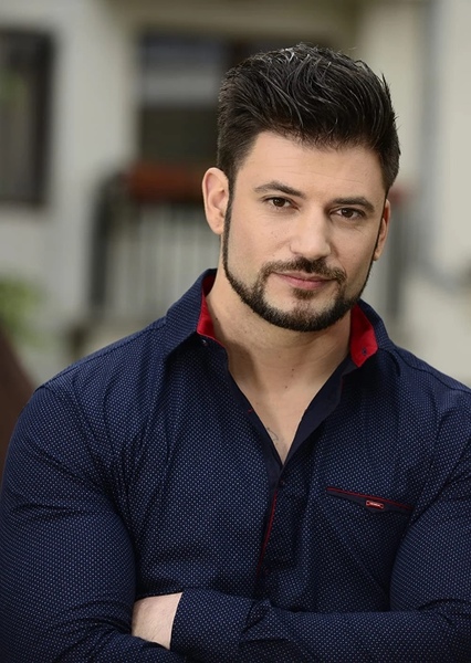 Stanislav Ianevski photo