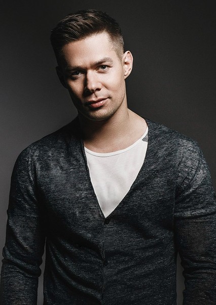 Stas Pyekha photo