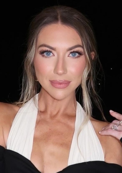 Stassi Schroeder photo