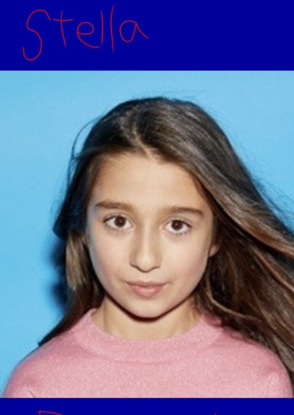Stella Edwards photo