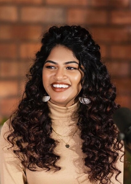 Stella Ramola photo