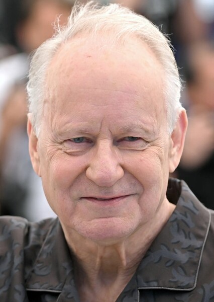 Stellan Skarsgård photo