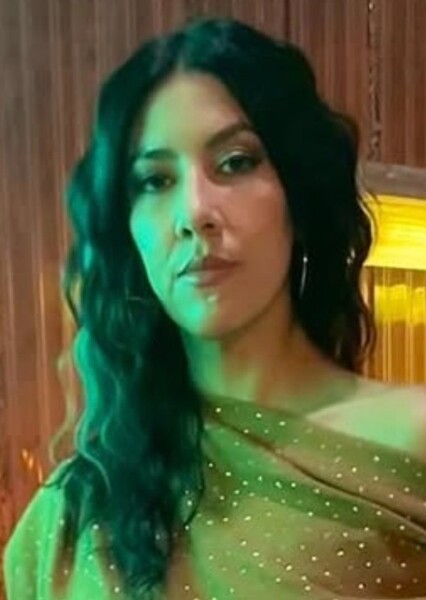 Stephanie Beatriz photo