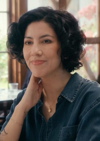 Stephanie Beatriz photo