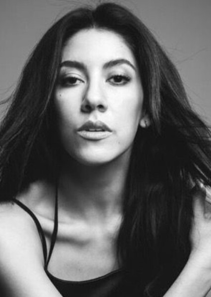 Stephanie Beatriz photo