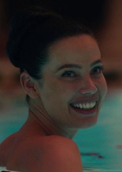 Stephanie Corneliussen photo