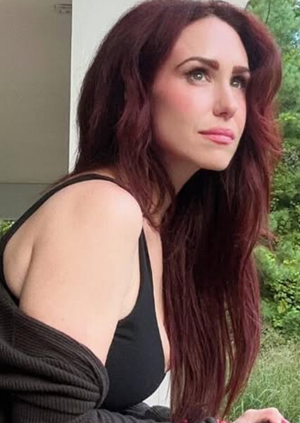 Stephanie Harlowe photo