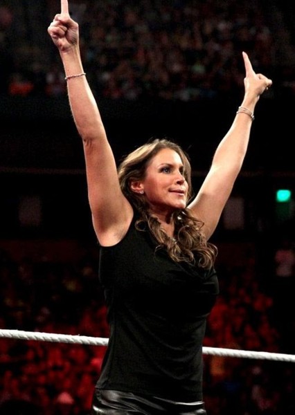 Stephanie McMahon Levesque photo