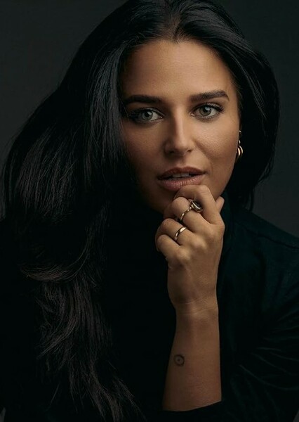 Stephanie Nur