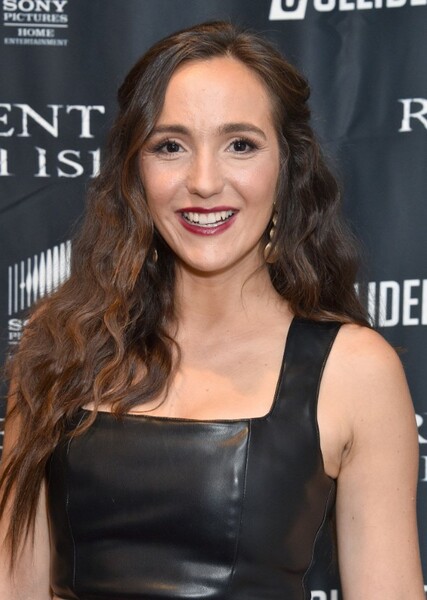 Stephanie Panisello photo