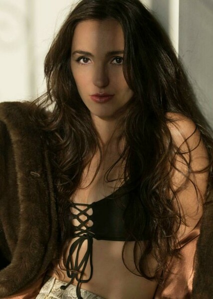 Stephanie Panisello photo