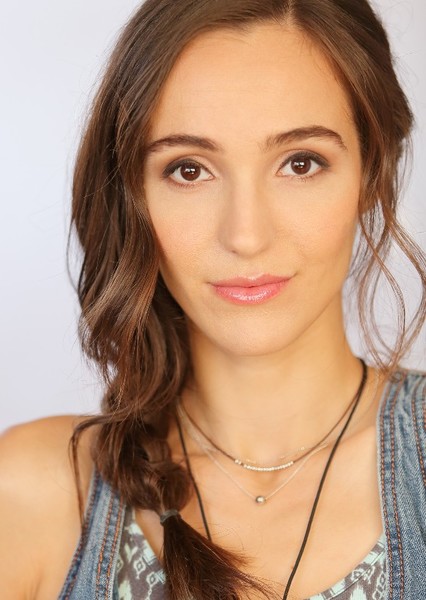 Stephanie Panisello photo
