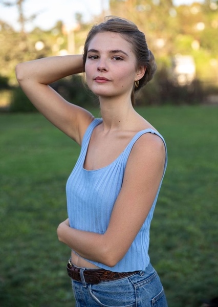 Stephanie Scott photo