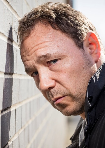 Stephen Graham photo