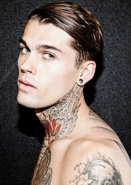 Stephen James photo