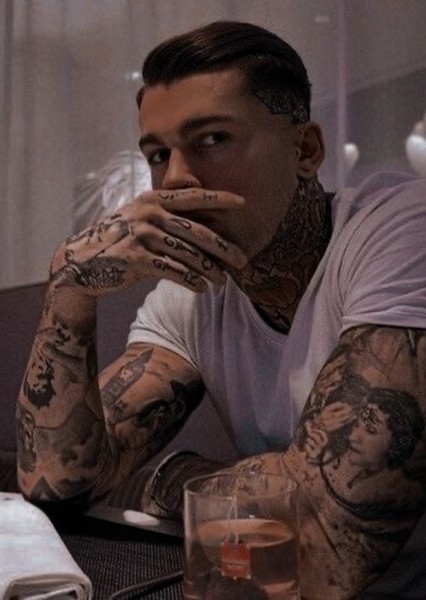 Stephen James photo