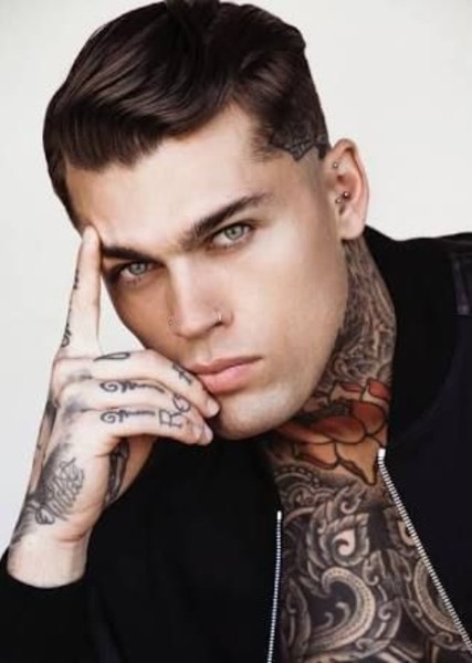 Stephen James photo