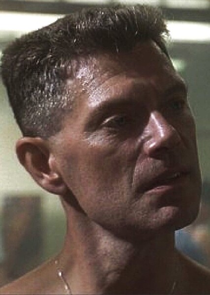 Stephen Lang