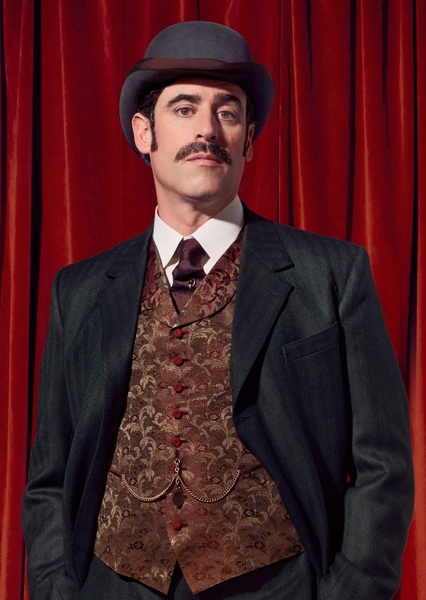 Stephen Mangan photo