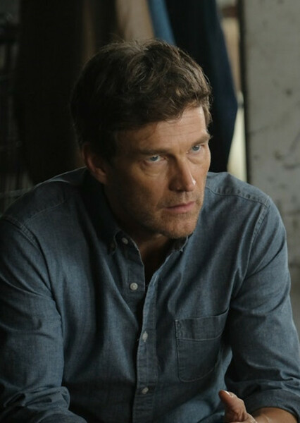 Stephen Moyer photo